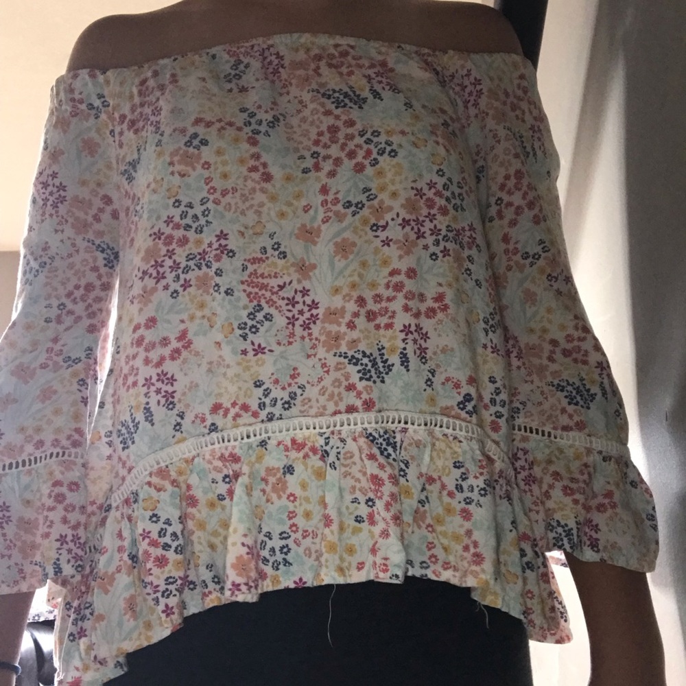 Cute Off The Shoulder Flowery Long Sleeve